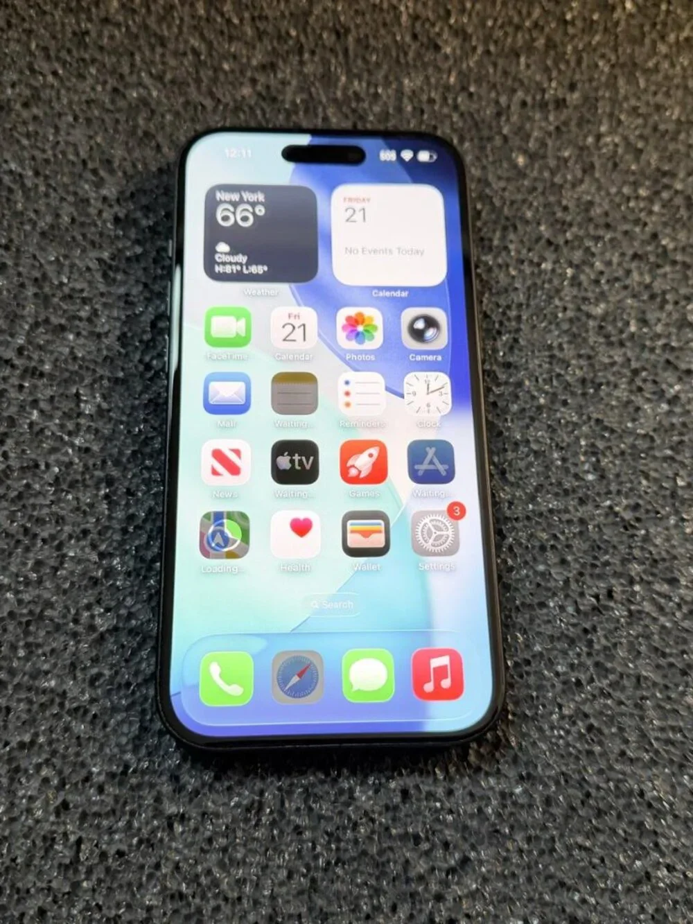 Apple iPhone 15 128GB T-Mobile Only. Very good condition
